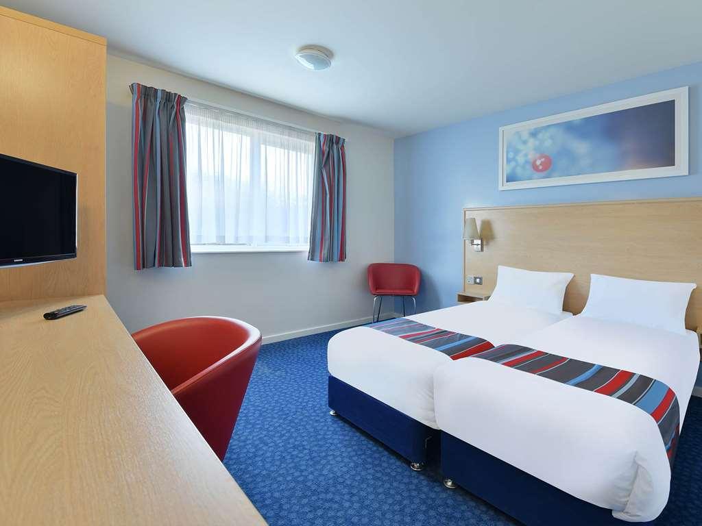 Travelodge Alfreton Habitación foto